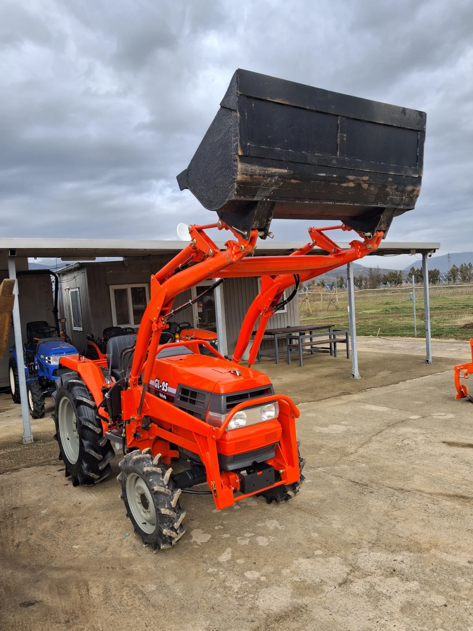 Трактор Kubota Скайтрак , снимка 1