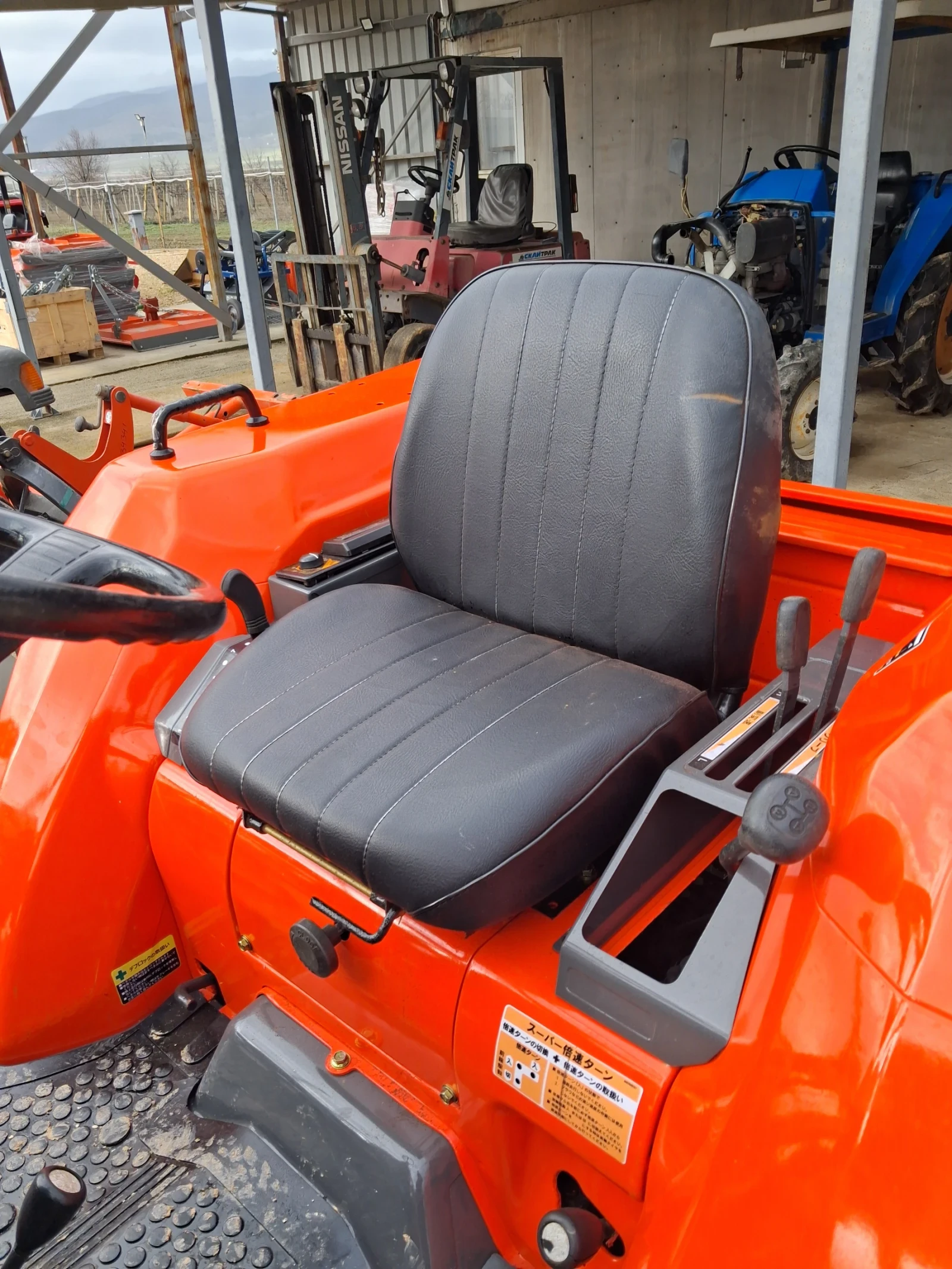 Трактор Kubota Скайтрак  - изображение 5