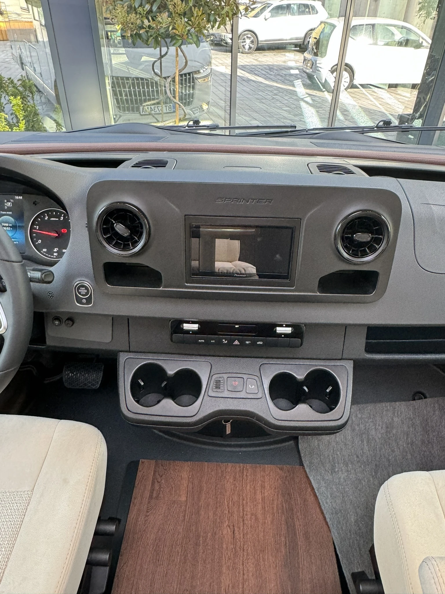 ������ Mercedes-Benz Carthago Chic C Line I 4,9 Le L | Mobile.bg � ����������� 13