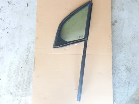 Стъкло предно ляво триъгълно Ситроен Ц3