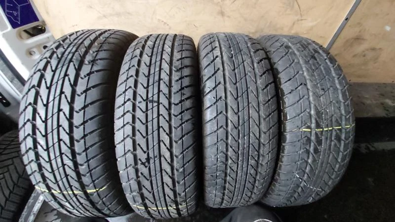 Гуми Летни 205/70R14, снимка 1 - Гуми и джанти - 28490045