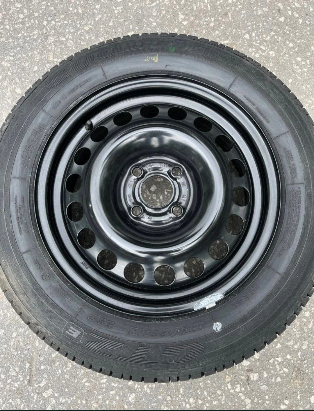 Гуми с джанти Goodyear 185/65R15, снимка 6 - Гуми и джанти - 55879357