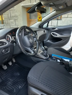 Opel Astra 1.2-TURBO 131ks ELEGANS, снимка 5