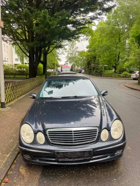 ������ Mercedes-Benz E 240