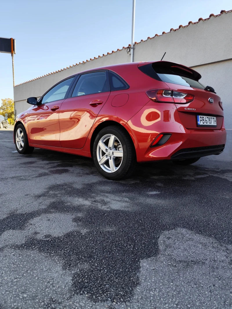 Kia Ceed 1.0 GDI, снимка 3 - Автомобили и джипове - 46747422