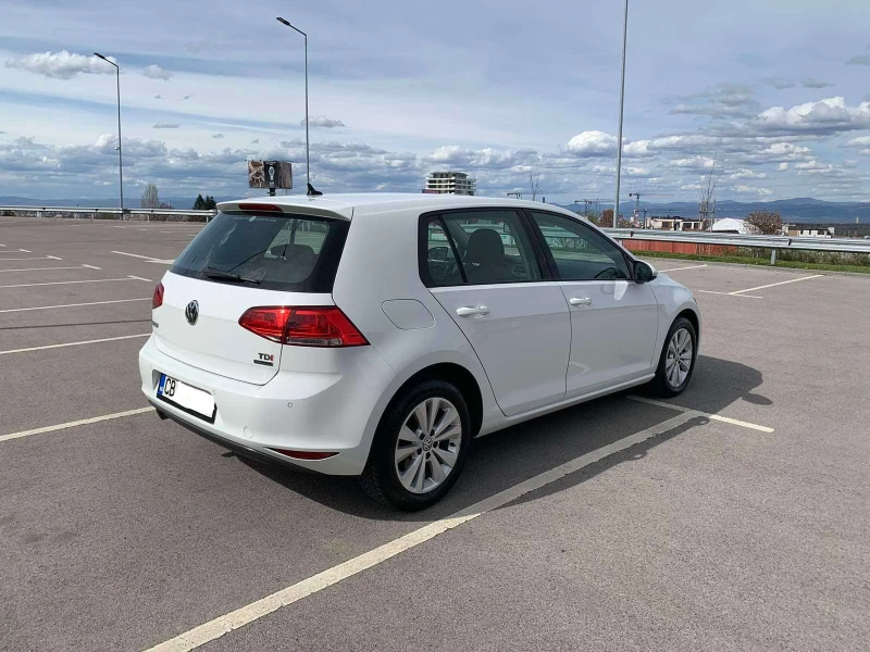 VW Golf 1.6TDI, снимка 4 - Автомобили и джипове - 47261790