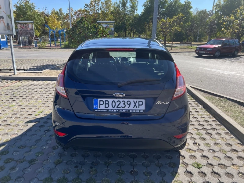 Ford Fiesta, снимка 8 - Автомобили и джипове - 47496545