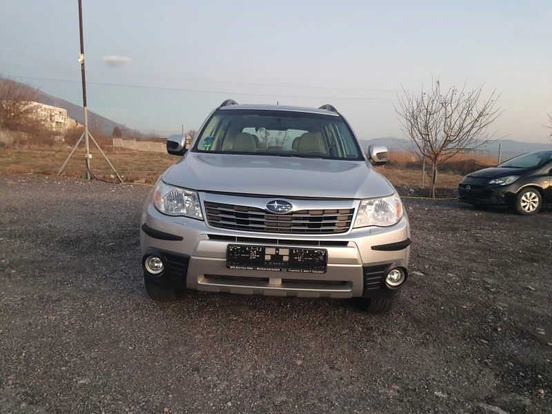 Subaru Forester Gaz, Koja, Navi, снимка 2 - Автомобили и джипове - 48154595