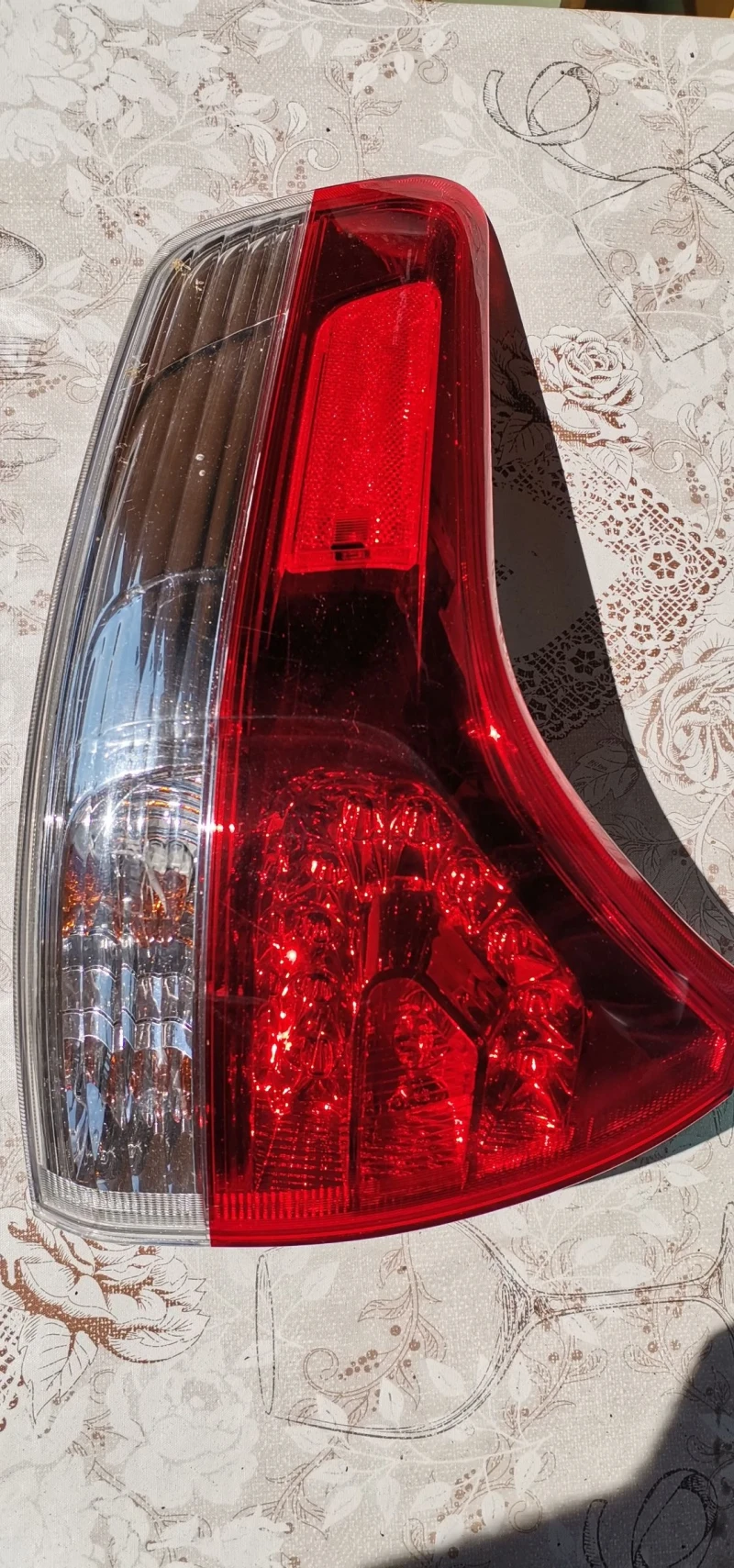 Toyota Sienna 3.5, снимка 16 - Автомобили и джипове - 50050639