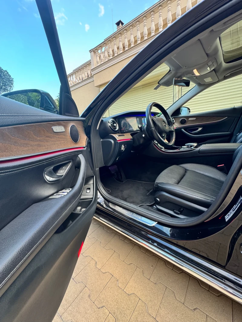 Mercedes-Benz E 350 W213, снимка 9 - Автомобили и джипове - 52591024