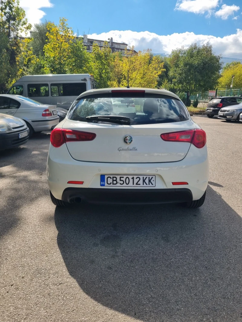 Alfa Romeo Giulietta, снимка 2 - Автомобили и джипове - 52408801