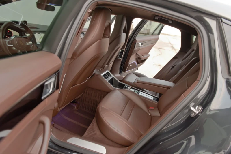 Porsche Panamera Turbo edition , снимка 15 - Автомобили и джипове - 52643913