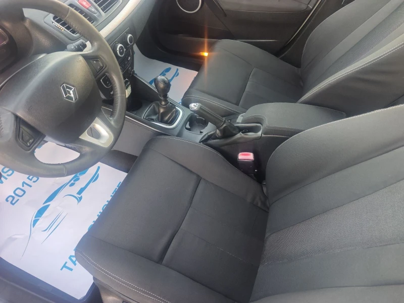 Renault Megane 1.5/110KC, снимка 11 - Автомобили и джипове - 52828353