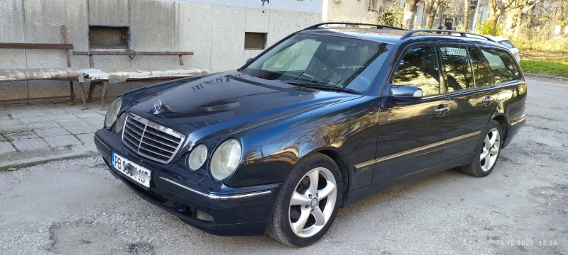 Mercedes-Benz 320 CDI КЛИМАТРОНИК, снимка 2 - Автомобили и джипове - 52926186