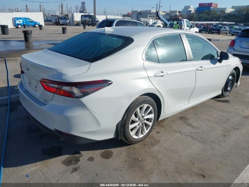 Toyota Camry 2.5l Le Awd, снимка 4 - Автомобили и джипове - 53570996