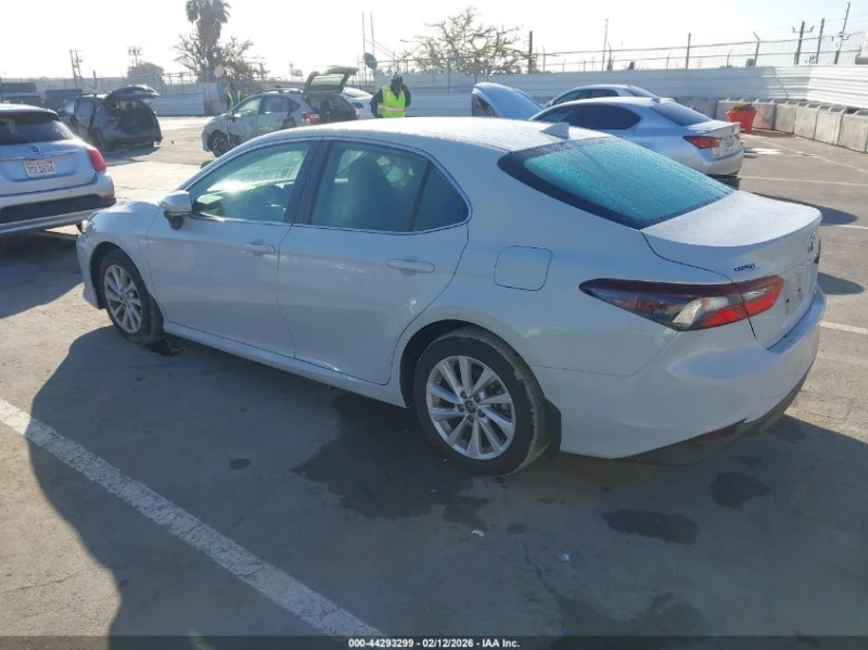 Toyota Camry 2.5l Le Awd, снимка 3 - Автомобили и джипове - 53570996