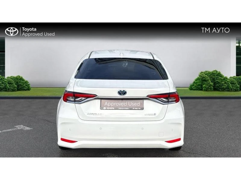Toyota Corolla SDN 1.8HSD EXECUTIVE PLUS, снимка 4 - Автомобили и джипове - 54909520