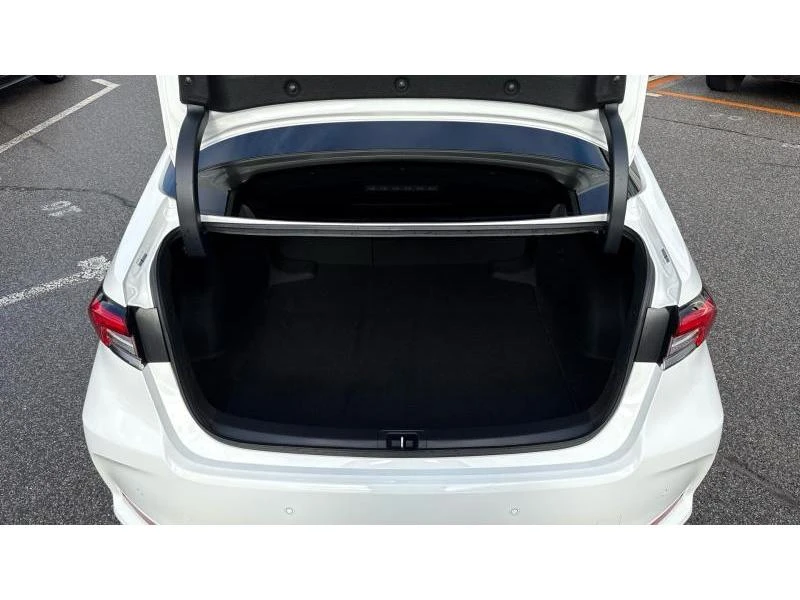 Toyota Corolla SDN 1.8HSD EXECUTIVE PLUS, снимка 10 - Автомобили и джипове - 54909520