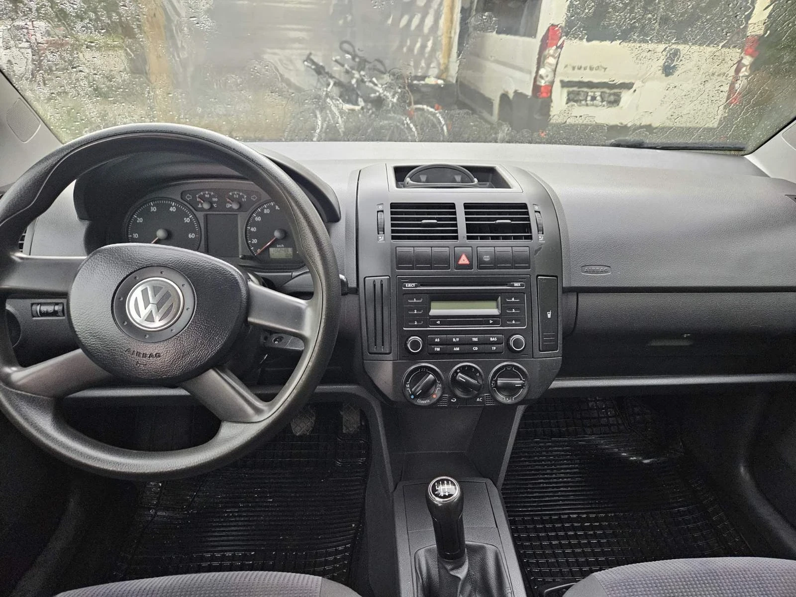 VW Polo  - изображение 7