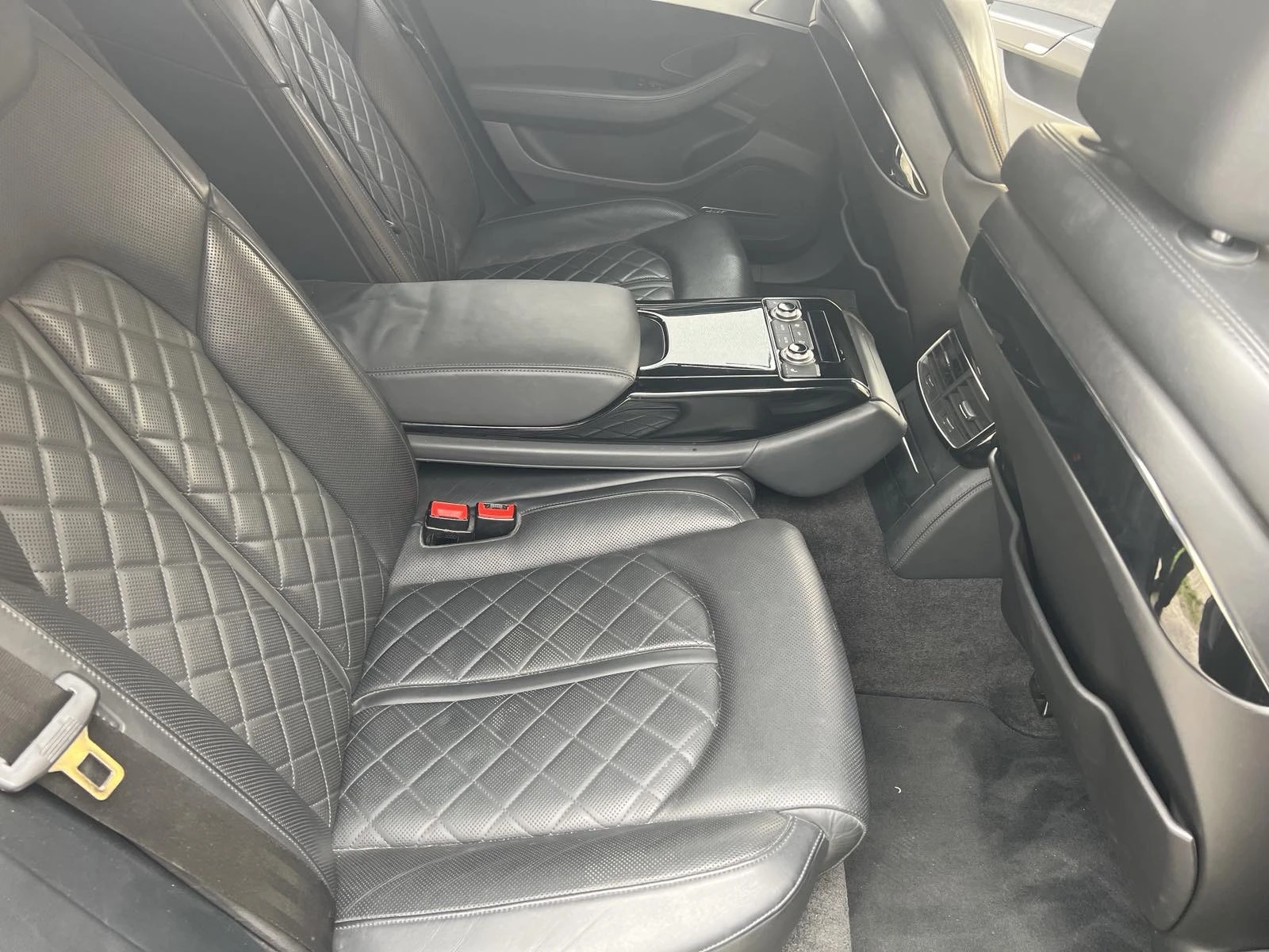 Audi A8  - изображение 9