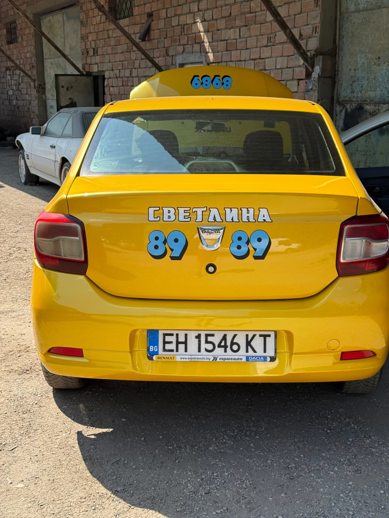 Dacia Logan 1.2 - изображение 2