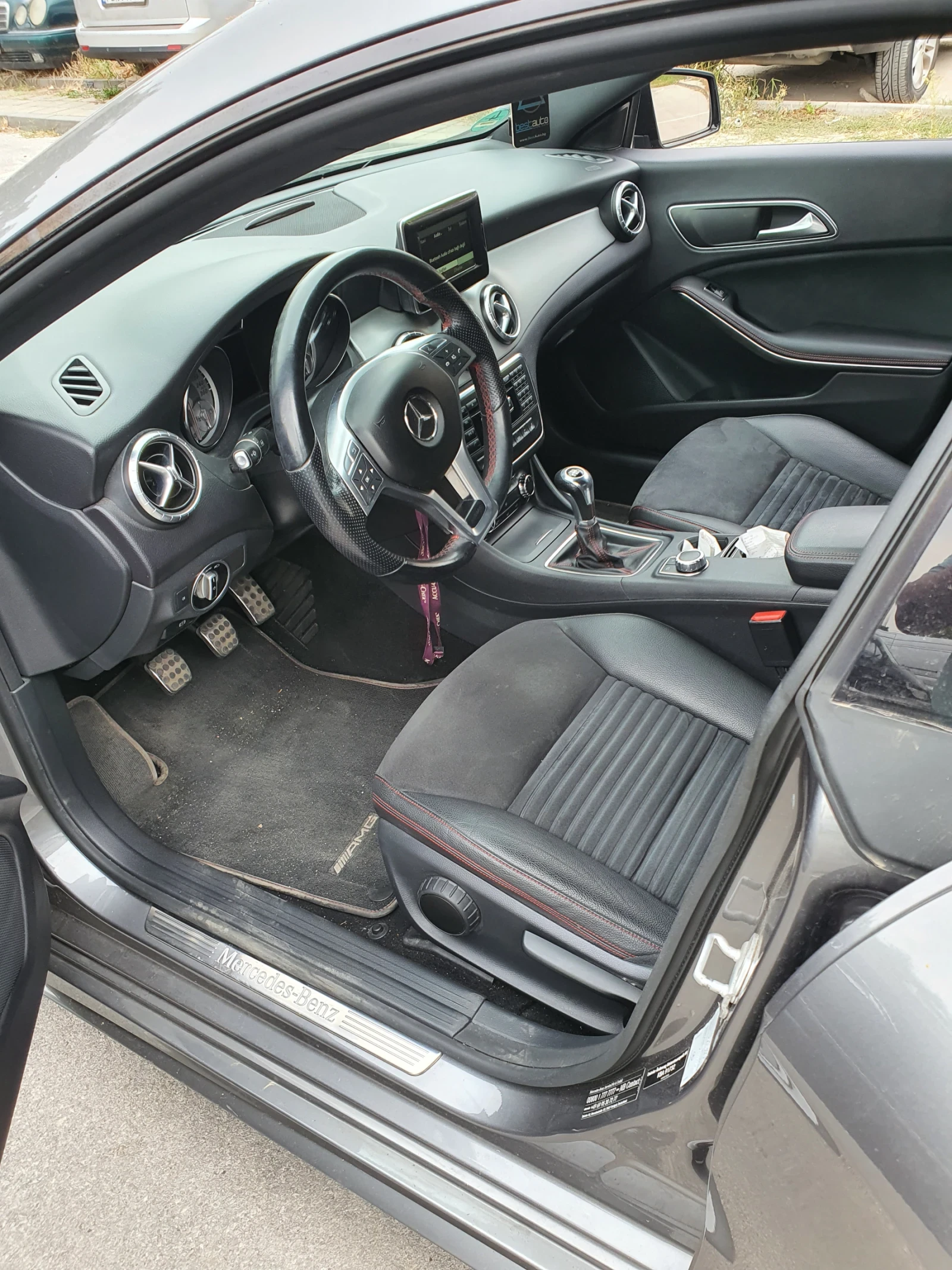 Mercedes-Benz CLA 200 AMG  - изображение 8