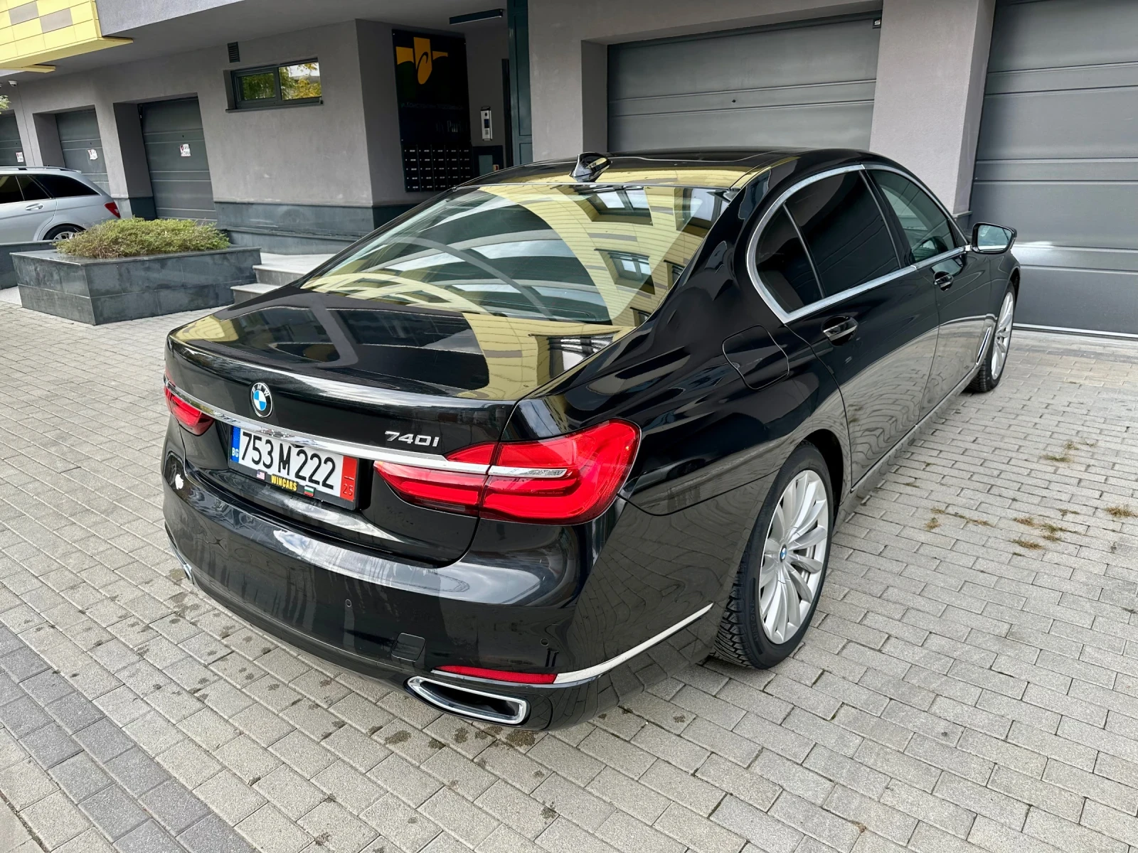 BMW 740 Li - изображение 6