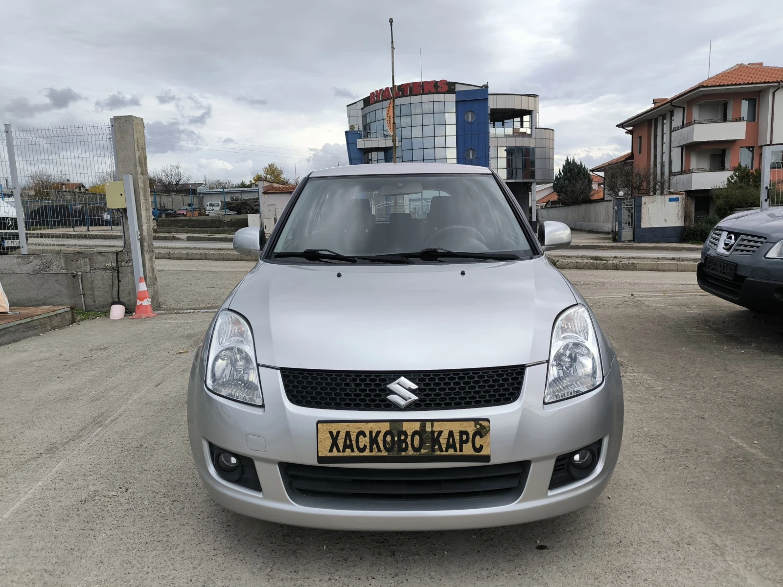 Suzuki Swift 1.3i - изображение 2