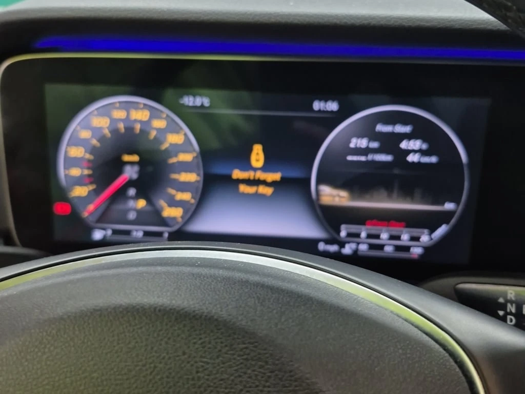 Mercedes-Benz E 300 * CARFAX *  - изображение 10