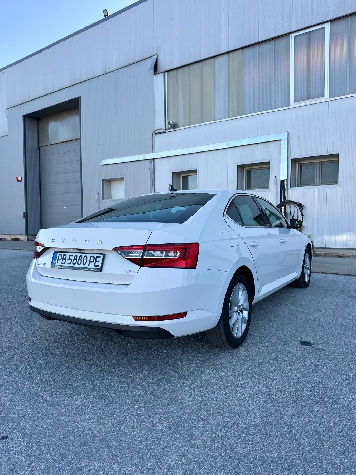 Skoda Superb Facelift 2.0TDI DSG7 190 - изображение 5