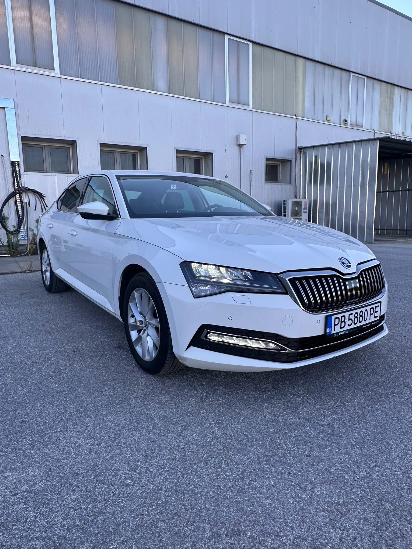 Skoda Superb Facelift 2.0TDI DSG7 190 - изображение 3