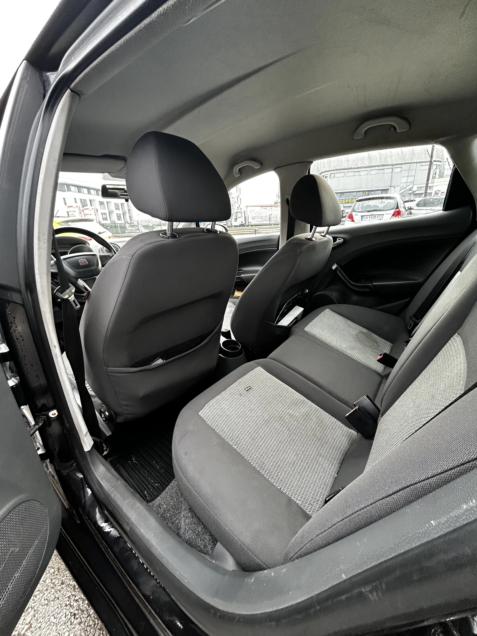 Seat Ibiza  - изображение 8