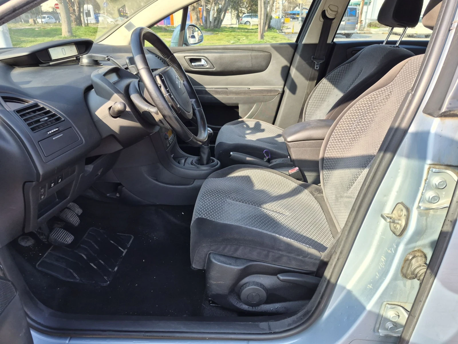 Citroen C4 1ви Собственик, снимка 6 - Автомобили и джипове - 53833681