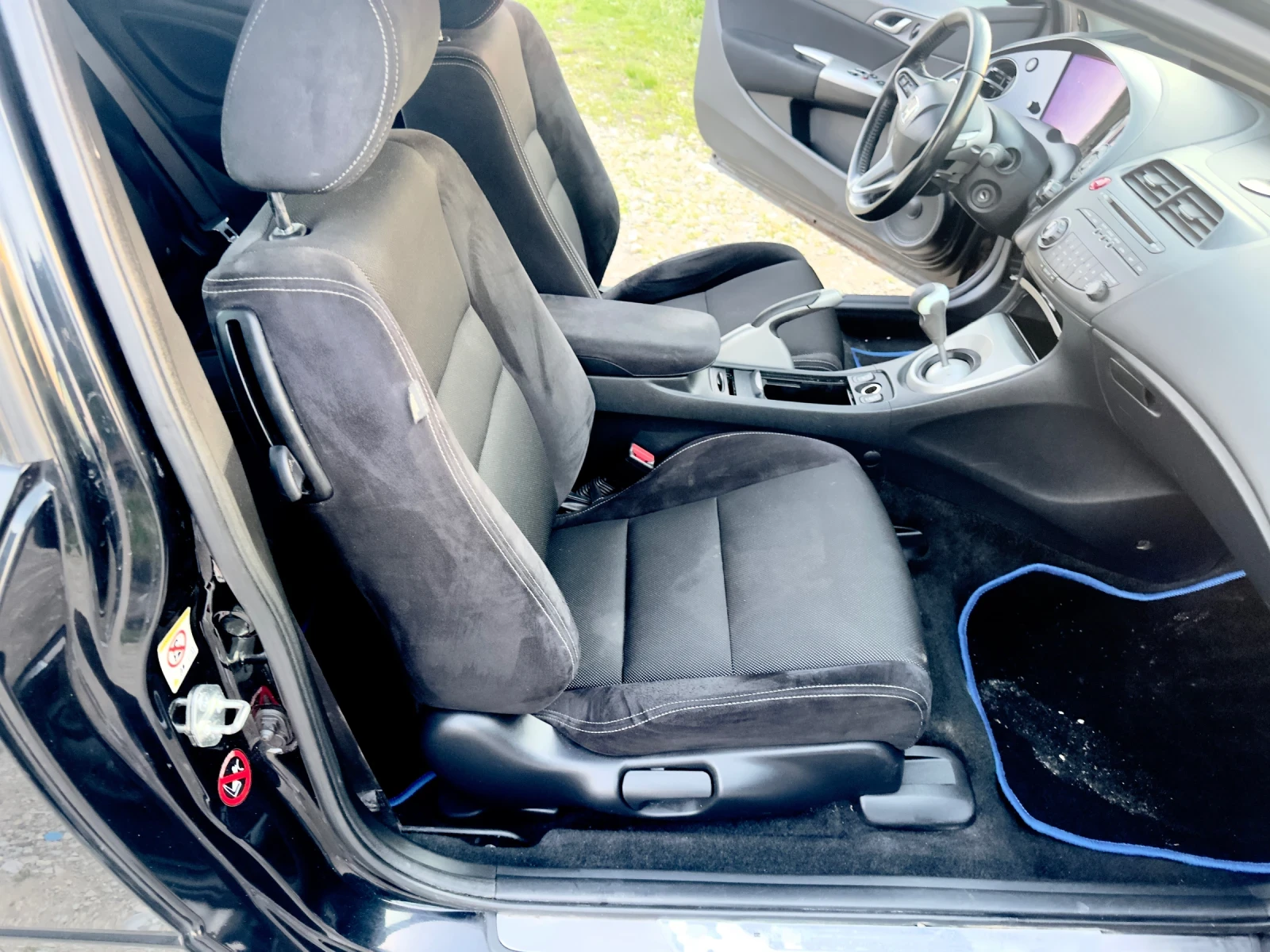 Honda Civic 2008 HONDA CIVIC 2.2 DIZEL 140 HP НОВ ВНОС ОТ ГЕРМ, снимка 4 - Автомобили и джипове - 54102301