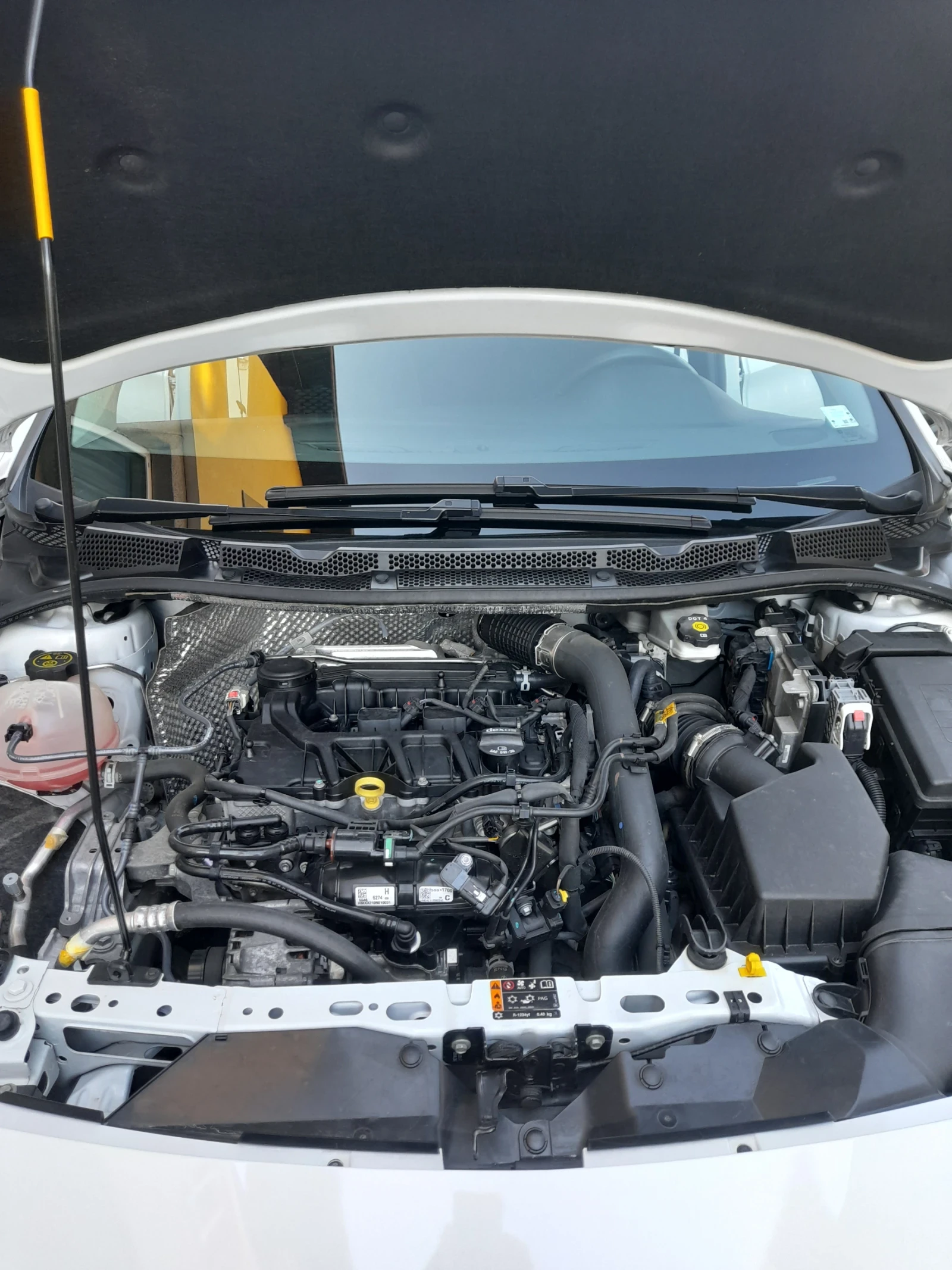 Opel Astra 1.2-TURBO 131ks ELEGANS, снимка 15 - Автомобили и джипове - 54305555