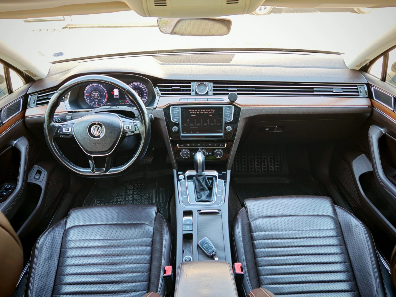 VW Passat, снимка 7 - Автомобили и джипове - 54333332