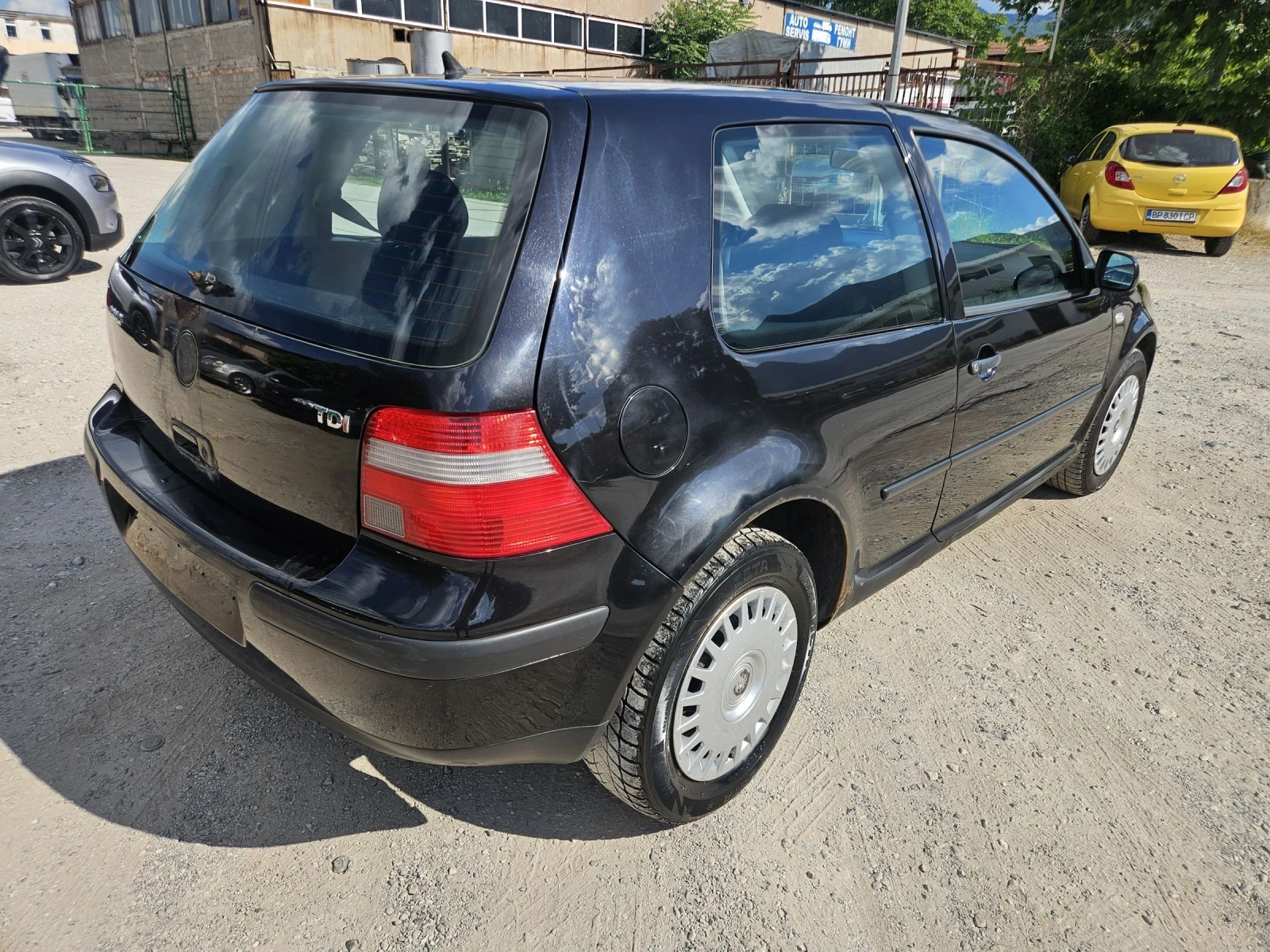 VW Golf 1.9 TDI* 101ps* Климатик , снимка 3 - Автомобили и джипове - 54892347