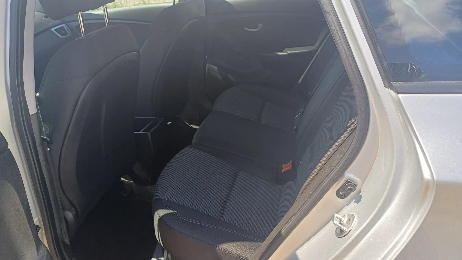 Hyundai I30 1, 6 CRDI  | Mobile.bg � ����������� 7