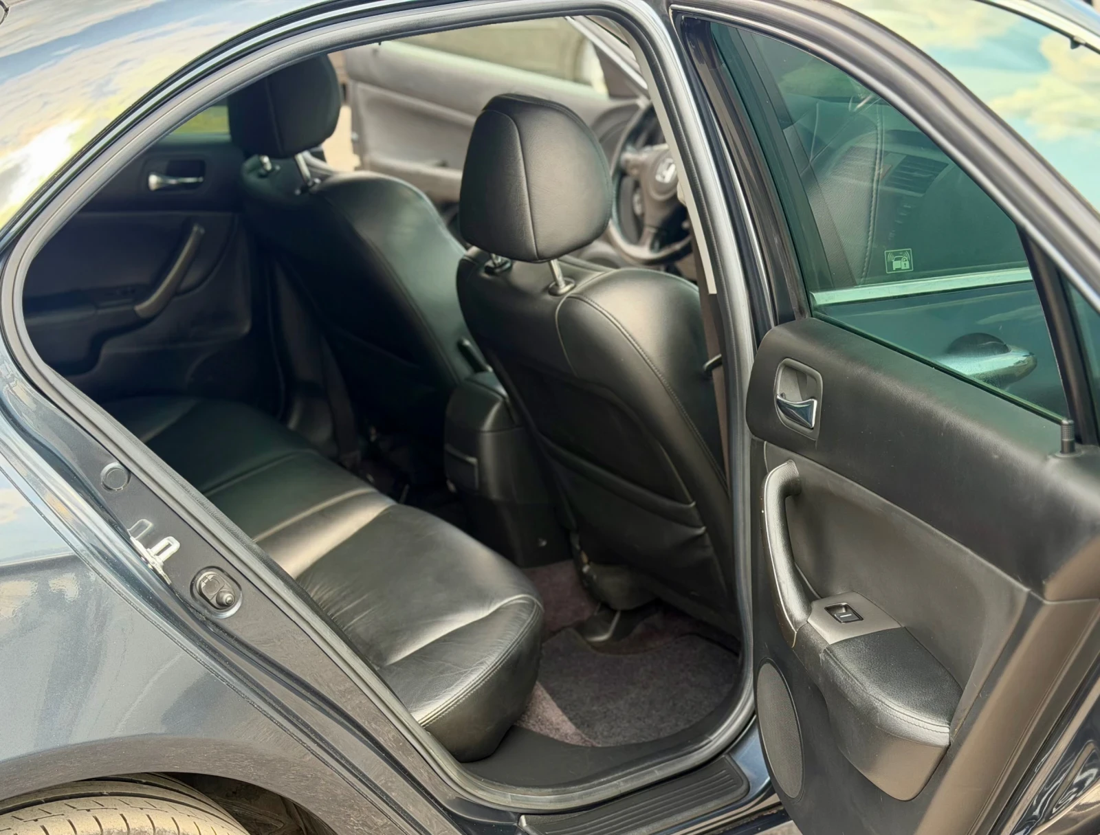 Honda Accord 2.4i Type S Facelift Automatic Distronik Full, снимка 8 - Автомобили и джипове - 55596488