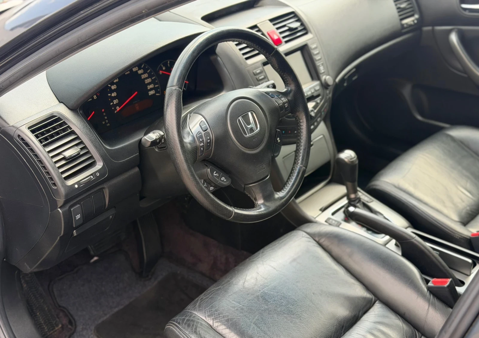 Honda Accord 2.4i Type S Facelift Automatic Distronik Full, снимка 6 - Автомобили и джипове - 55596488