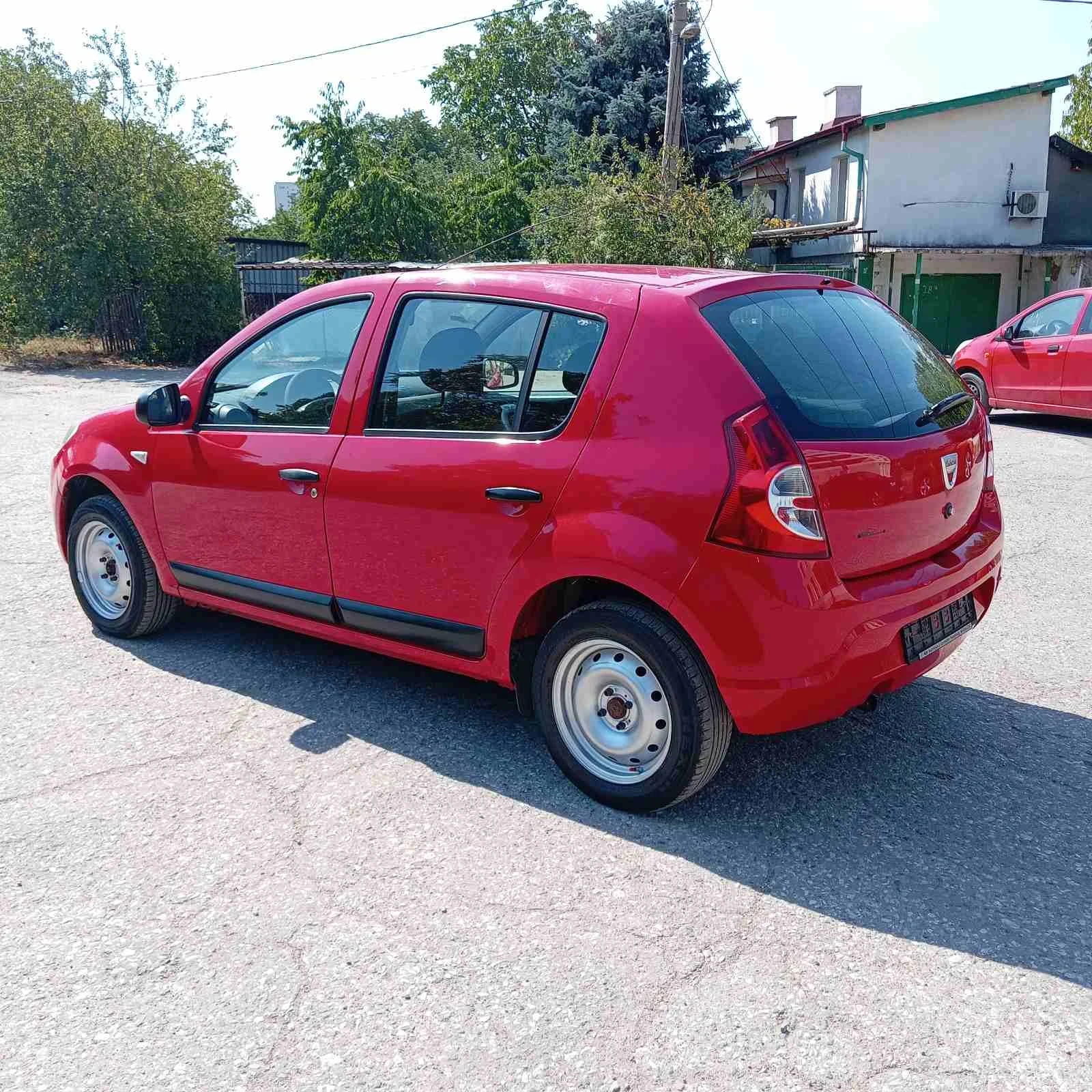 Dacia Sandero, снимка 9 - Автомобили и джипове - 56071553