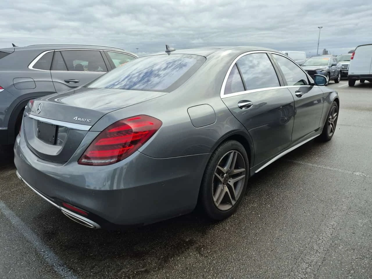 Mercedes-Benz S 560 * AMG Line * 4.0 V8 * CARFAX * , снимка 3 - Автомобили и джипове - 56277877