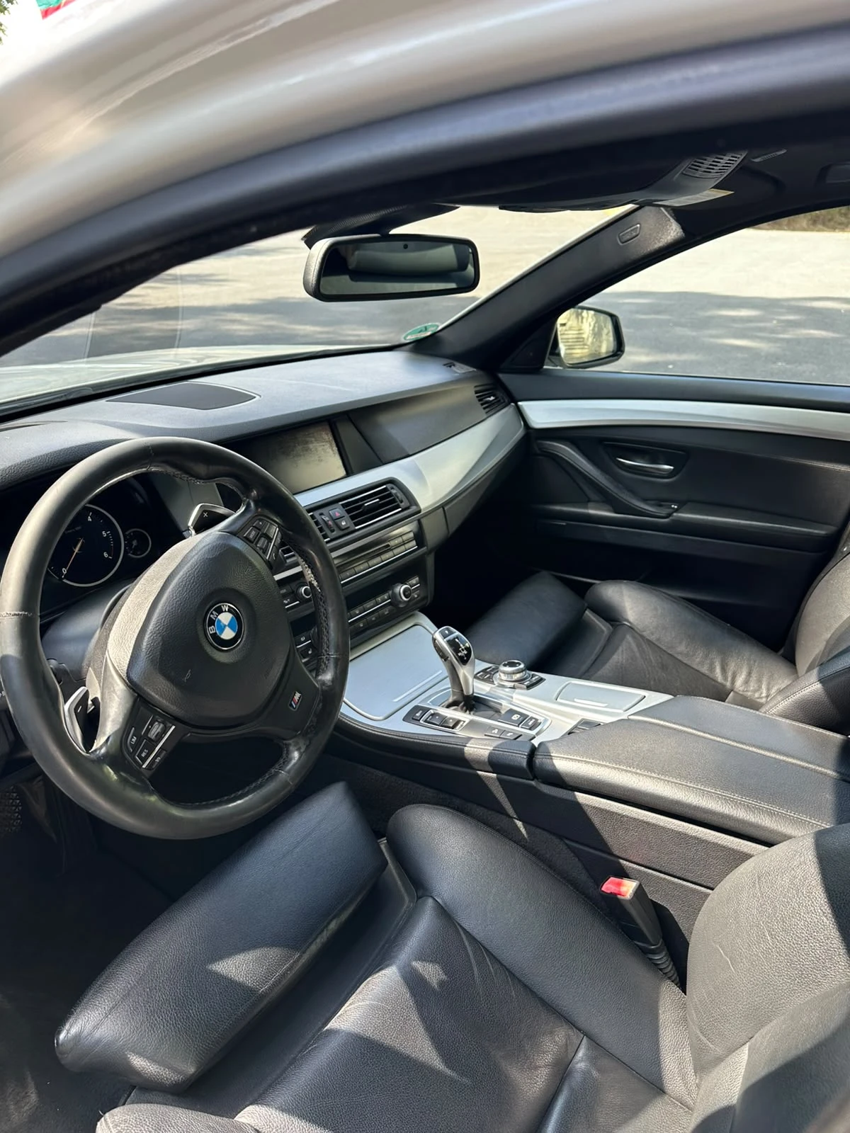 BMW 530 F11 Xdrive, снимка 6 - Автомобили и джипове - 56326884