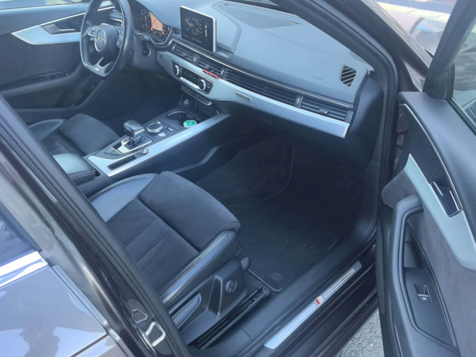 Audi A4 2.0TDI/190PS/QUATTRO/MATRIX/ VIRTUAL 3S-LINE , снимка 17 - Автомобили и джипове - 56330427