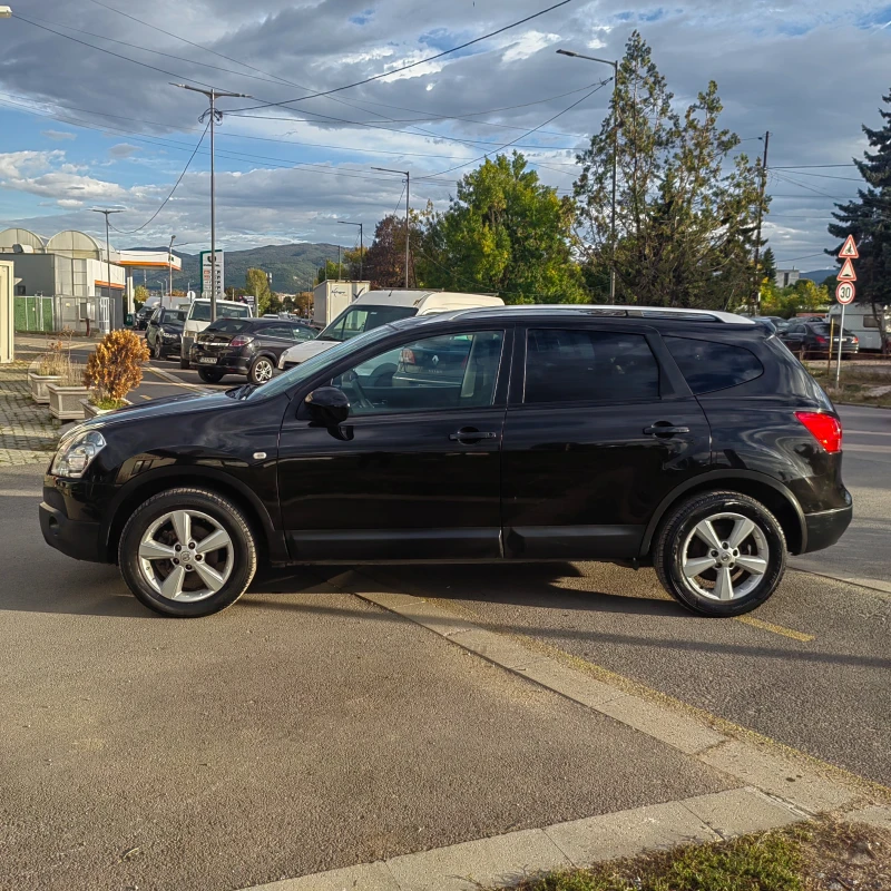 Nissan Qashqai 1.6i, снимка 4 - Автомобили и джипове - 47452519