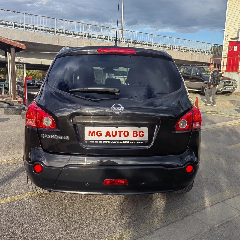 Nissan Qashqai 1.6i, снимка 6 - Автомобили и джипове - 47452519