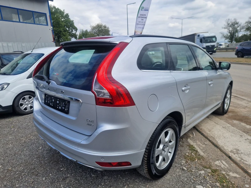 Volvo XC60 2.4D 181HP.4x4 SUMUM ITALIA, снимка 7 - Автомобили и джипове - 52261731