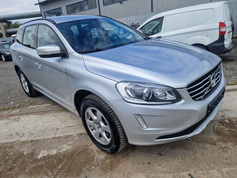 Volvo XC60 2.4D 181HP.4x4 SUMUM ITALIA, снимка 10 - Автомобили и джипове - 52261731