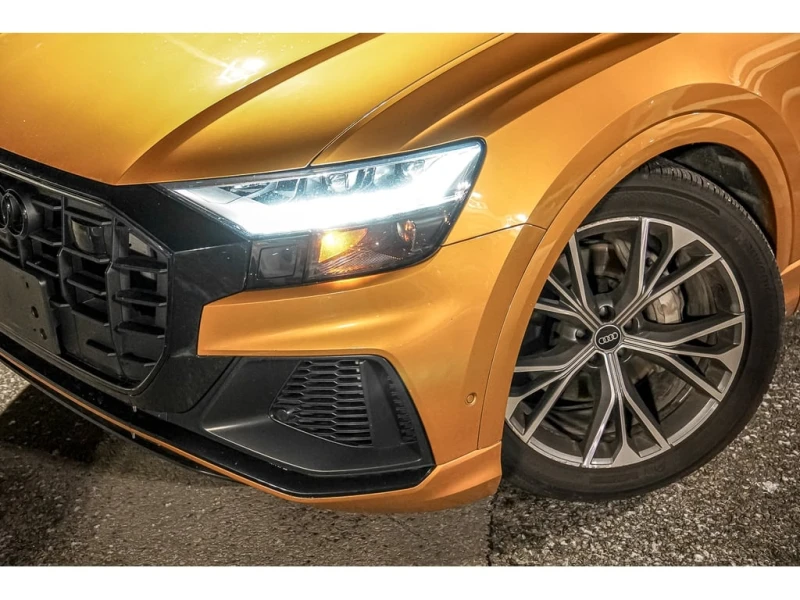 Audi Q8 * TECHNIK S LINE QUATTRO | MASSAGE SEATS | HUD | 3, снимка 3 - Автомобили и джипове - 52928171