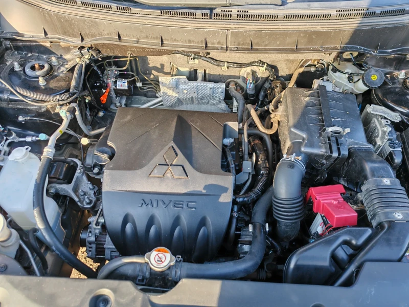 Mitsubishi ASX 1.6 i, снимка 14 - Автомобили и джипове - 53263790